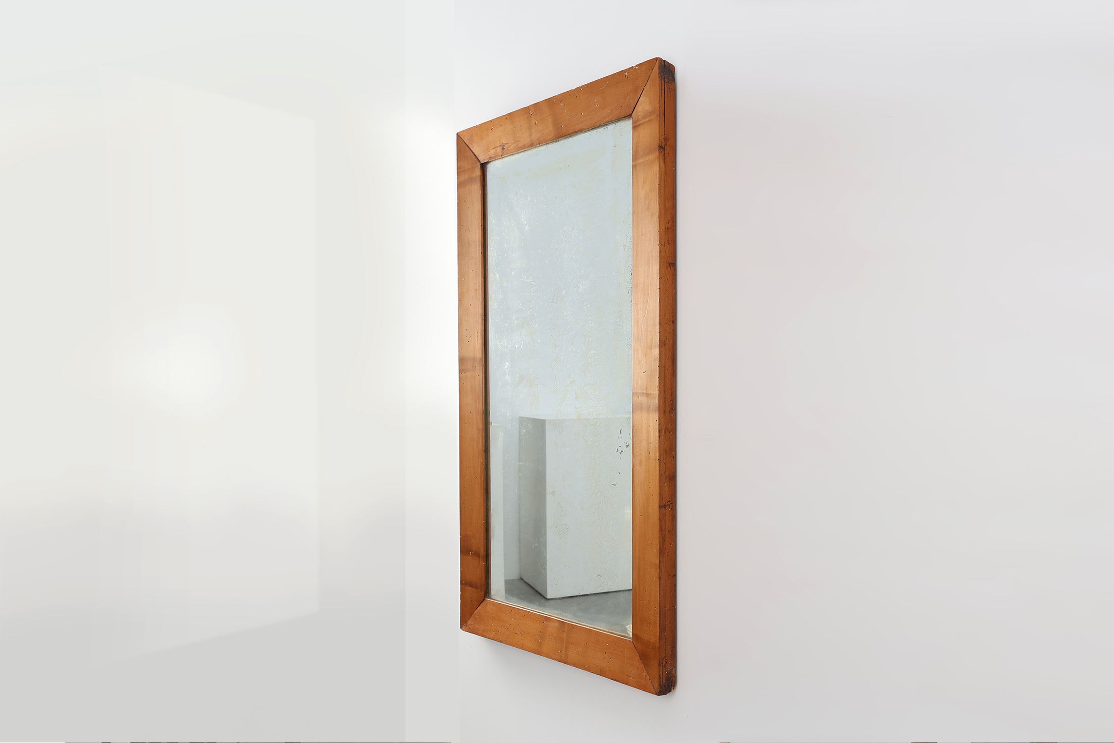 Antique walnut mirror, United Kingdom ca. 1850thumbnail